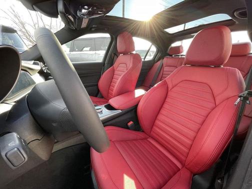 2026 Alfa Romeo Giulia AWD