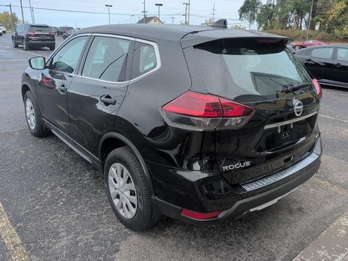 2018 Nissan Rogue S