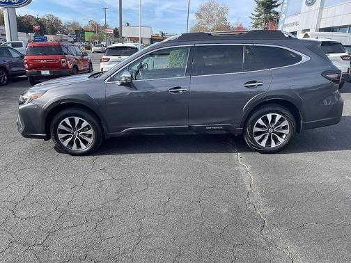 2024 Subaru Outback Touring XT