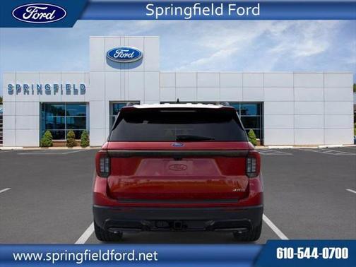 2025 Ford Explorer ST-Line