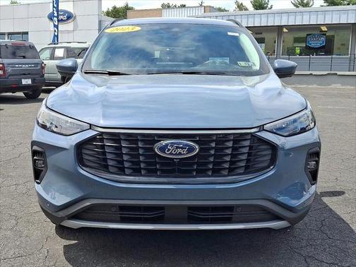 2023 Ford Escape PHEV SE