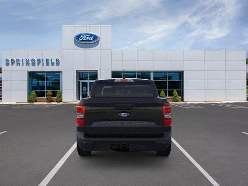 SHADOW BLACK 2025 Ford Maverick XLT