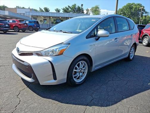 2017 Toyota Prius v Two