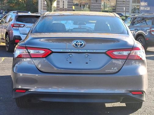 2018 Toyota Camry Hybrid LE