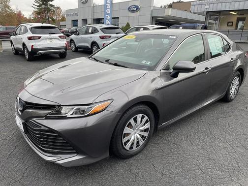 2018 Toyota Camry Hybrid LE