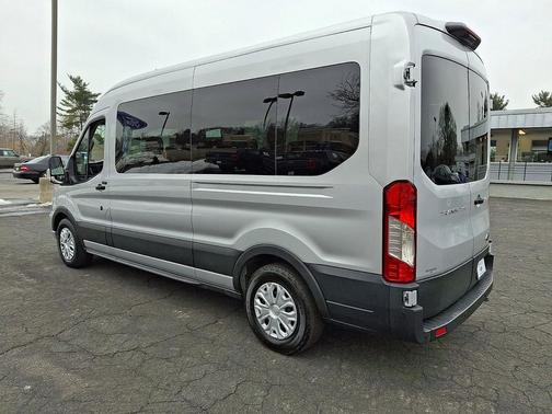 2022 Ford Transit-350 XLT