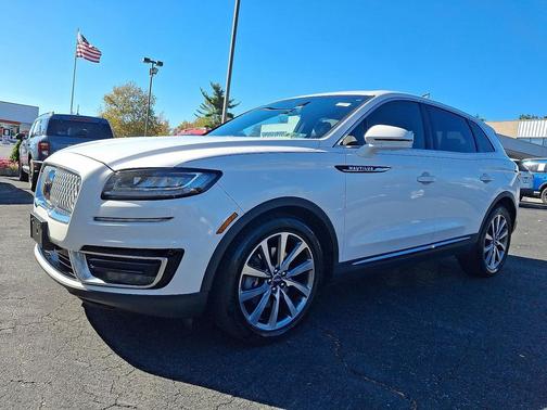 2019 Lincoln Nautilus Select