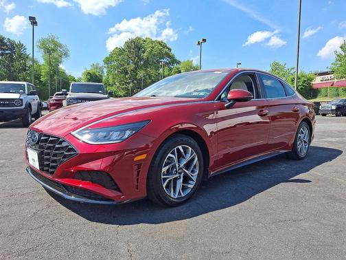 Ultimate Red 2023 Hyundai SONATA SEL