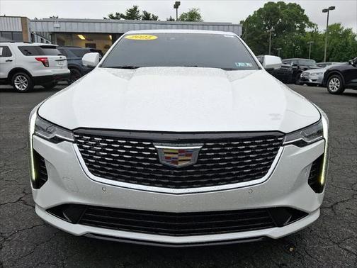 2025 Cadillac CT4 Premium Luxury RWD