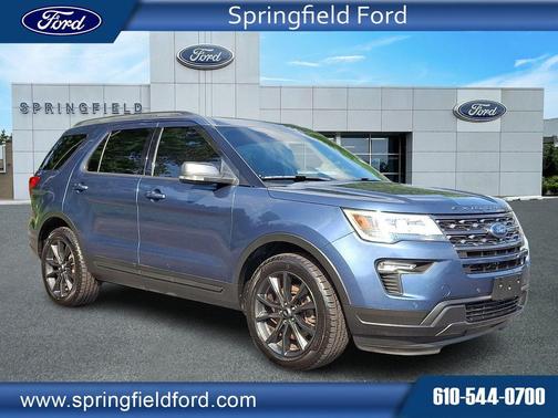 Blue Metallic 2018 Ford Explorer XLT
