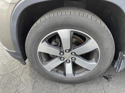 2020 Chevrolet Traverse LT Leather