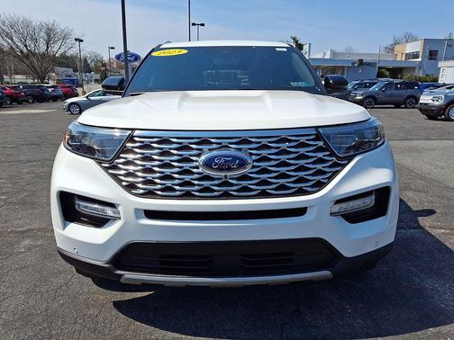 2023 Ford Explorer Platinum