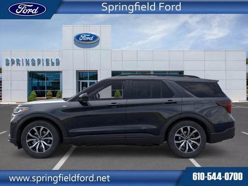 2025 Ford Explorer ST-Line