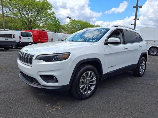 Bright White Clearcoat 2021 Jeep Cherokee Latitude Lux