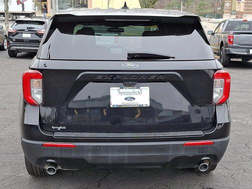 2022 Ford Explorer ST-Line
