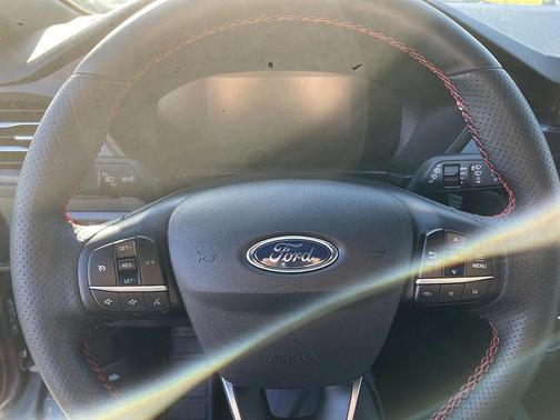 2024 Ford Escape ST-Line Select