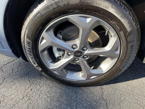 2024 Ford Escape ST-Line Select