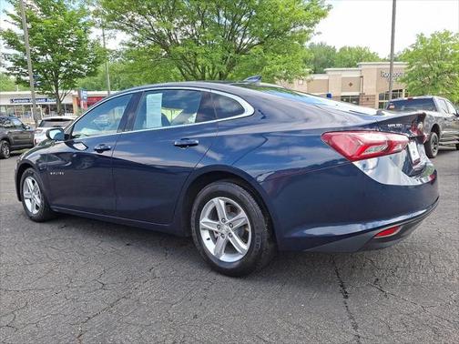 2022 Chevrolet Malibu FWD LT
