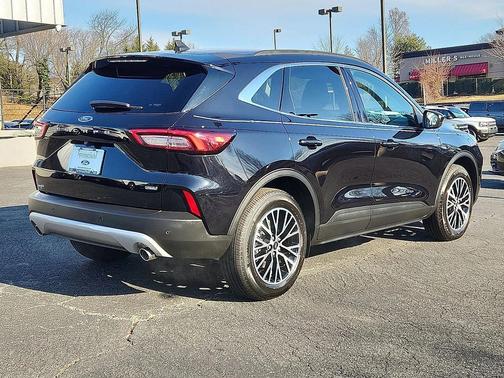 2025 Ford Escape PHEV SE