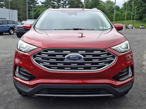 Rapid Red Metallic Tinted Clearcoat 2022 Ford Edge SEL