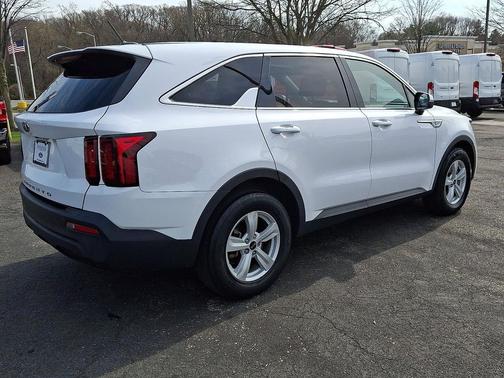 2021 Kia Sorento LX