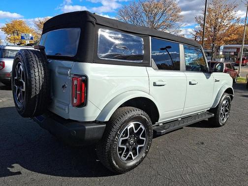 2022 Ford Bronco Outer Banks