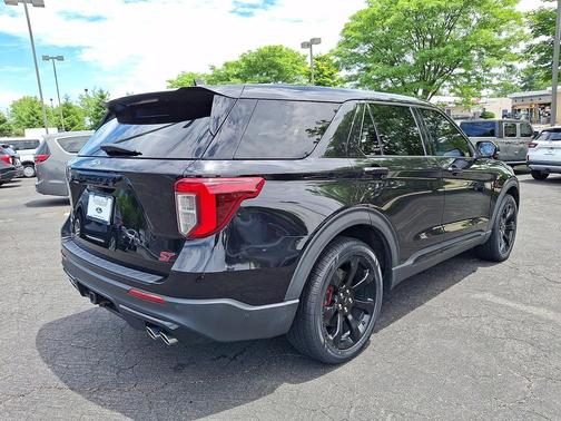 AGATE BLACK METALLIC 2022 Ford Explorer ST
