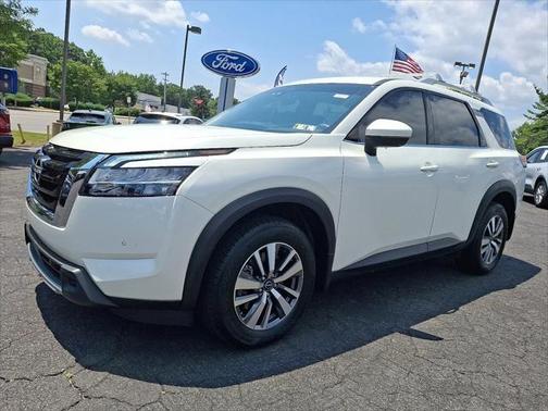 2024 Nissan Pathfinder SL 4WD