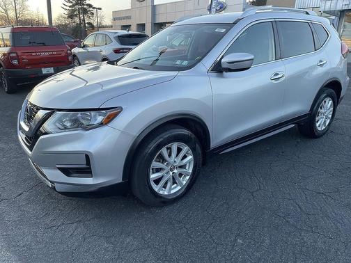 2020 Nissan Rogue SV