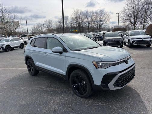 Monument Gray 2026 Volkswagen Taos SEL