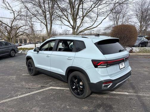 Monument Gray 2026 Volkswagen Taos SEL