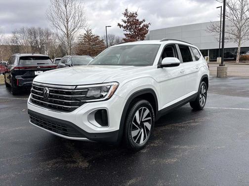 2026 Volkswagen Atlas 2.0T SE w/Technology 4MOTION