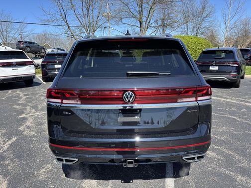 2026 Volkswagen Atlas 2.0T SEL Premium R-Line 4MOTION