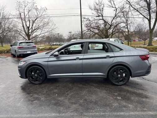 2026 Volkswagen Jetta 1.4T SE