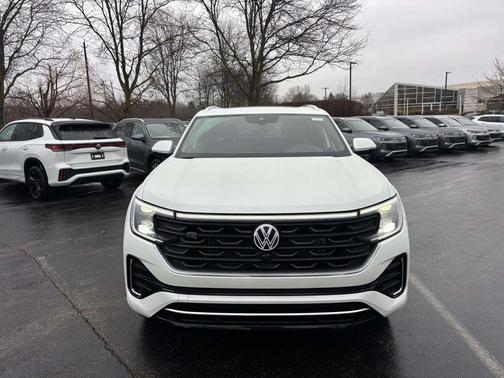 2026 Volkswagen Atlas Cross Sport 2.0T SEL Premium