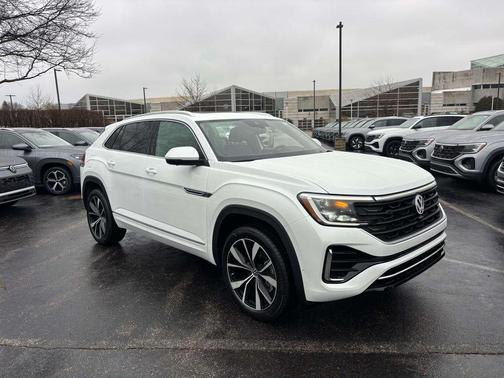 2026 Volkswagen Atlas Cross Sport 2.0T SEL Premium