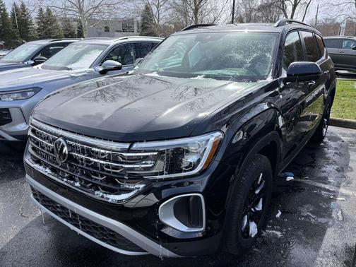 2026 Volkswagen Atlas Peak Edition