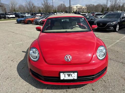 Red 2014 Volkswagen Beetle 2.5L