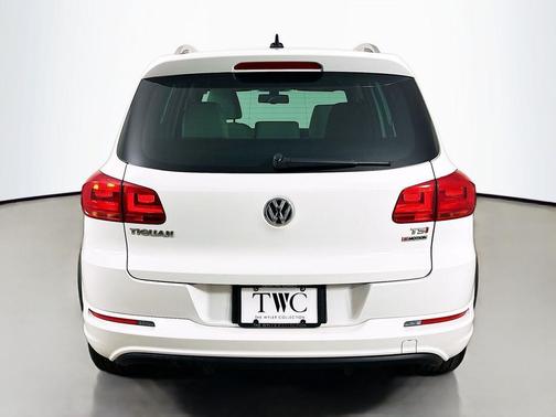 Pure White 2016 Volkswagen Tiguan R-Line