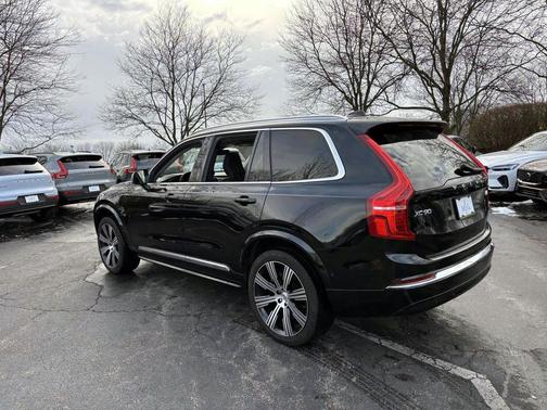 2023 Volvo XC90 Recharge Plug-In Hybrid T8 Plus 6-Seater
