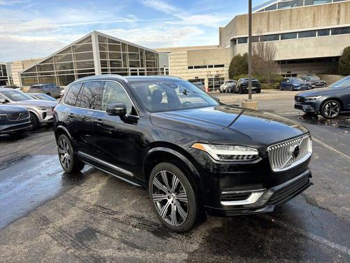 2023 Volvo XC90 Recharge Plug-In Hybrid T8 Plus 6-Seater