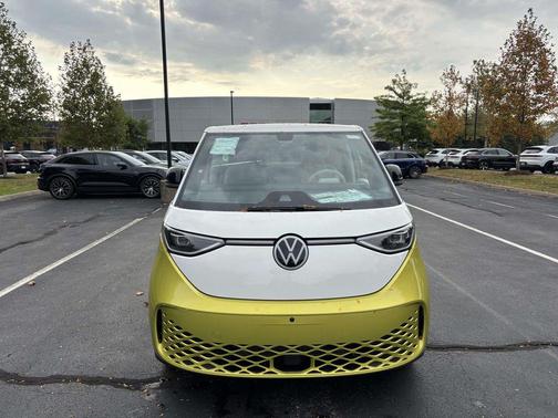 2025 Volkswagen ID. Buzz Pro S Plus with 4MOTION