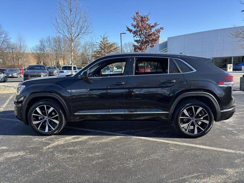 2026 Volkswagen Atlas Cross Sport 2.0T SEL Premium