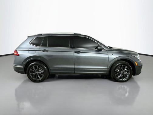 Platinum Gray Metallic 2023 Volkswagen Tiguan 2.0T SE 4MOTION
