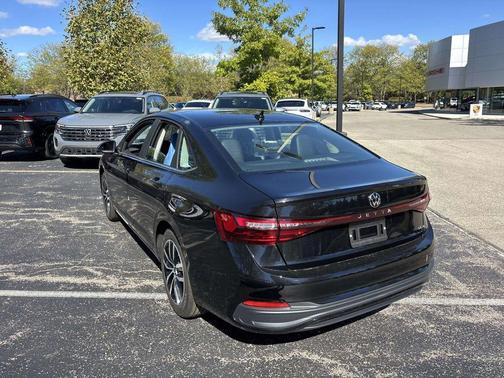 2026 Volkswagen Jetta 1.4T SE