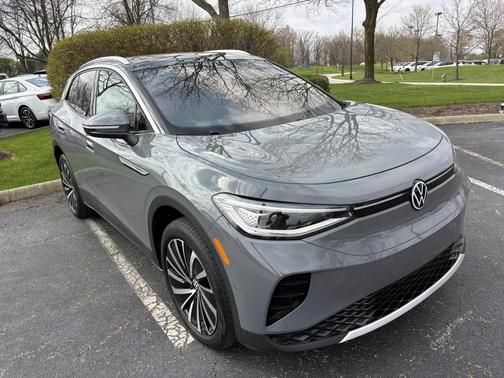 Pure Gray w/Black Roof 2023 Volkswagen ID.4 Pro S Plus