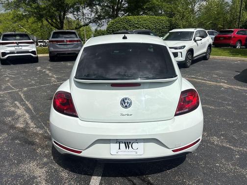 Pure White 2018 Volkswagen Beetle 2.0T S