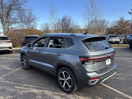 2026 Volkswagen Taos SEL