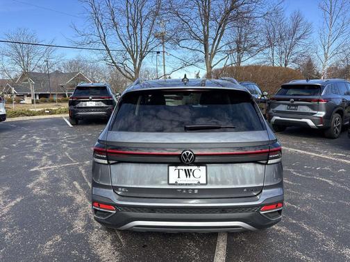 2026 Volkswagen Taos SEL