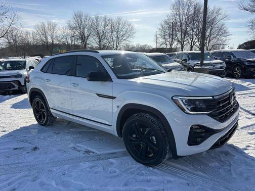 2026 Volkswagen Atlas Cross Sport 2.0T SEL